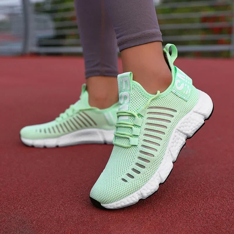 Women's Lightweight Mesh Running Shoes