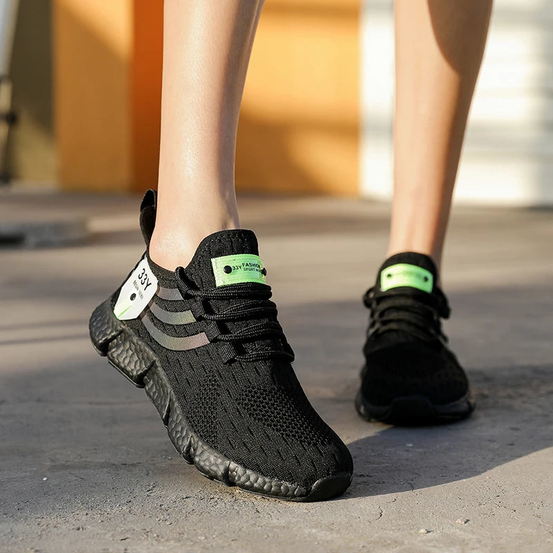 Men's Lightweight Mesh Sneakers