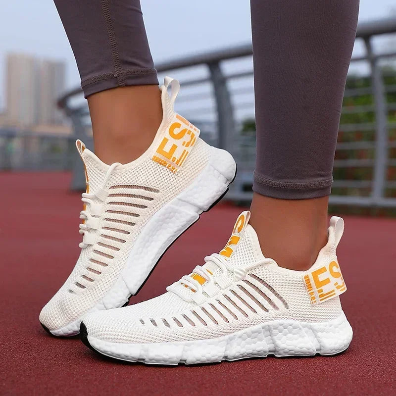Women's Lightweight Mesh Running Shoes