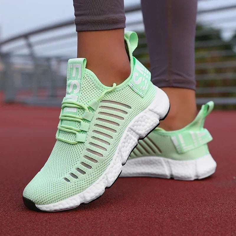 Women's Lightweight Mesh Running Shoes